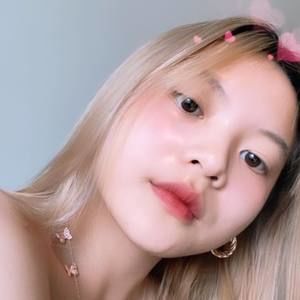 Meet your Posher, Trinh